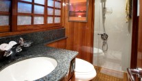 LADY DI -  Queen cabin ensuite